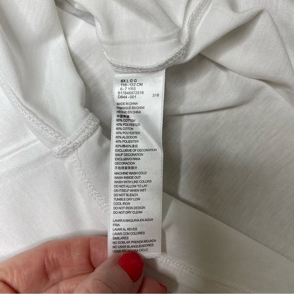 NEW Girl's Nike Dri-Fit Athletic Running Shorts & Graphic Tee Size 6X - Picture 4 of 12